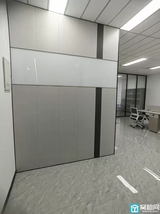 高新区恒瑞大厦隔壁外经合作大厦126平米 家具已配办公室出租