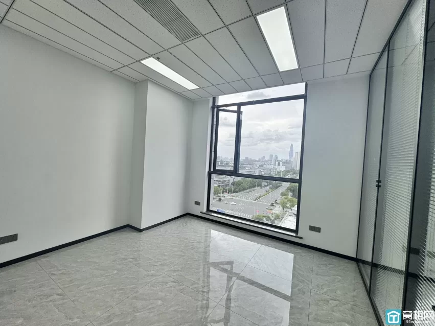 宁波三方大厦附近写字楼外经合作大厦125平米，特价5200/月