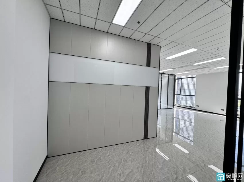 宁波洲际酒店附近外经合作大厦150平米精装修办公室出租