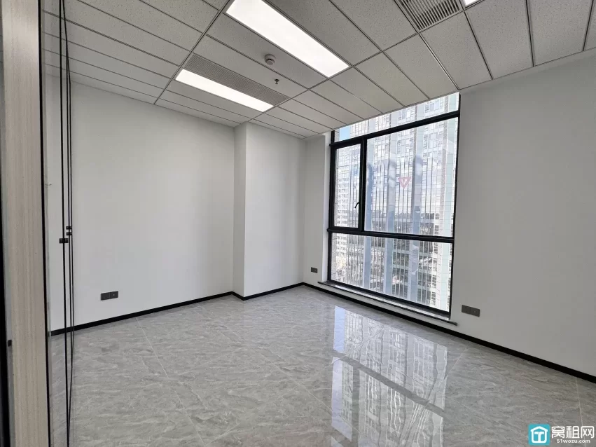 宁波洲际酒店附近外经合作大厦150平米精装修办公室出租