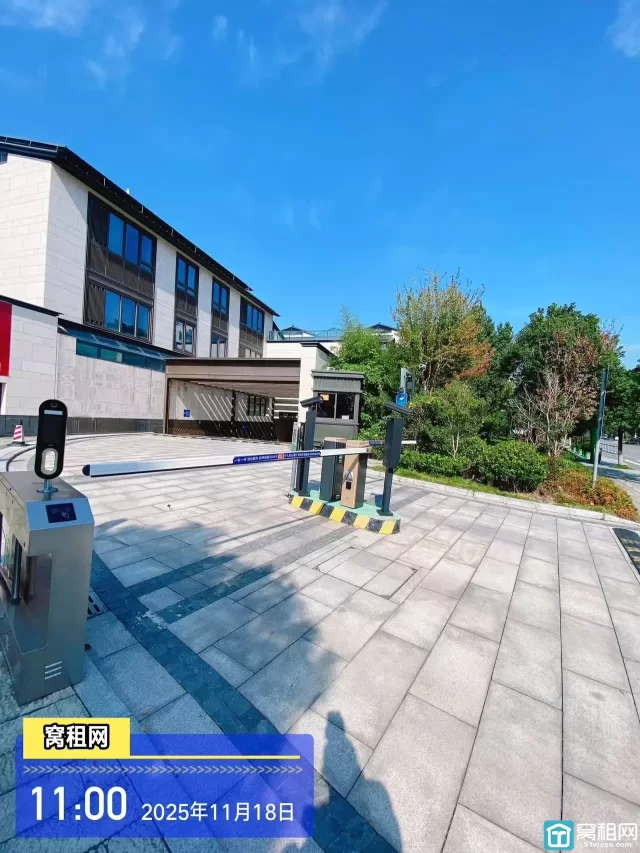 宁波财富管理总部停车包月收费多少？