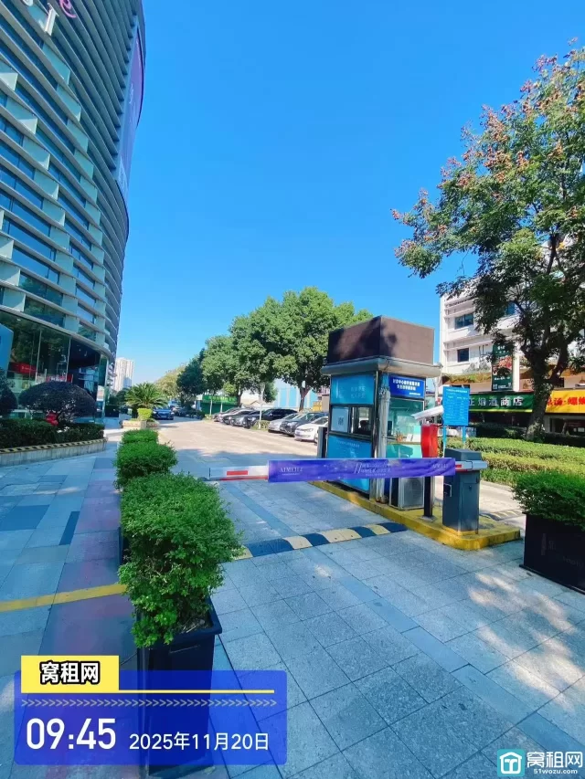 宁波财富中心大厦(玉米楼）停车如何收费？