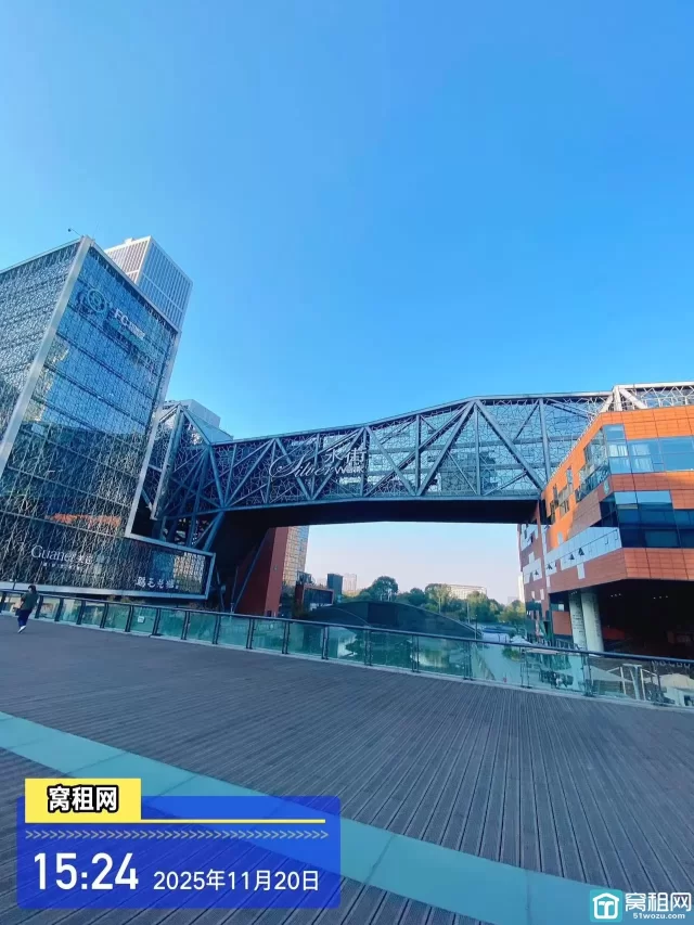 水街商务楼(图1) 水街商务楼(图2)