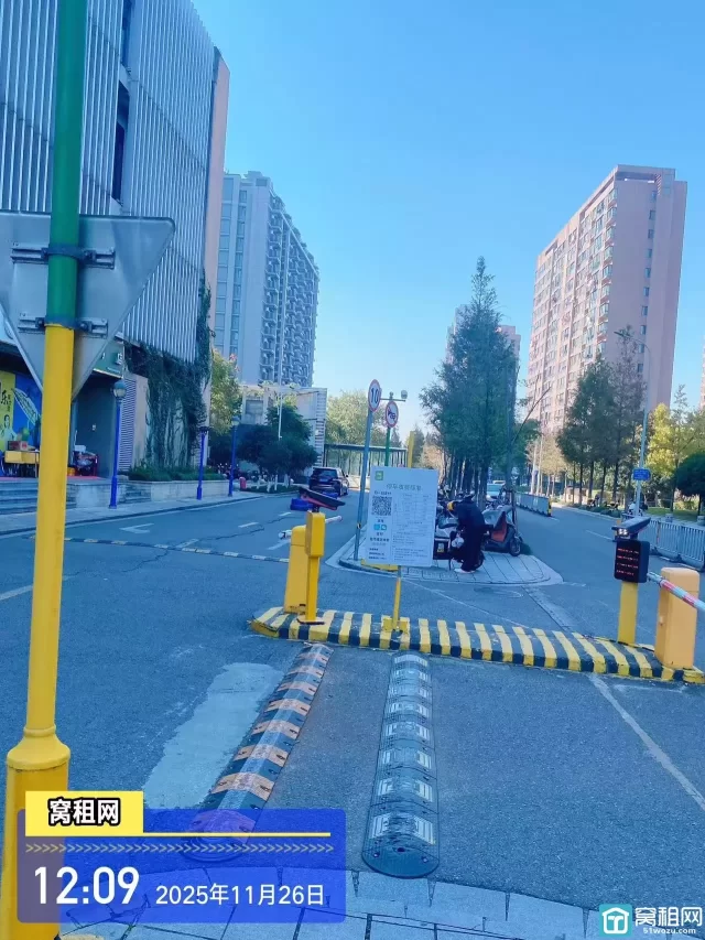 宁波慧和大厦停车场收费以及包月多少？