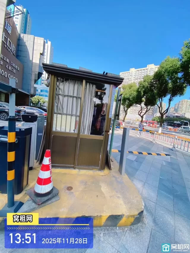 宁波开元酒店对面崇光大厦停车收费标准多少一个月