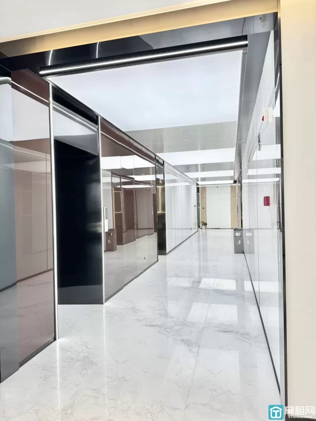 姜山写字楼恒凯山河大厦出租175平方米7963元/月朝东