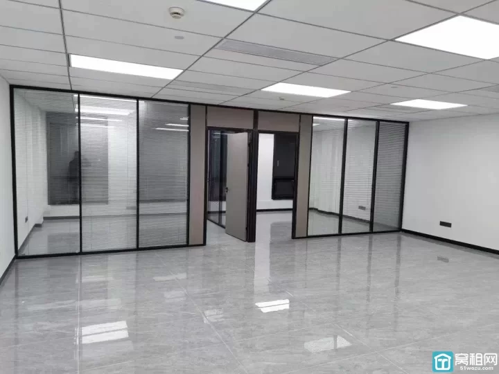 老江东天润商座195平米办公室西北朝向出租