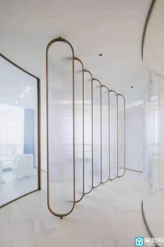 三江口玉米楼宁波财富中心440平米大型美容办公室出租