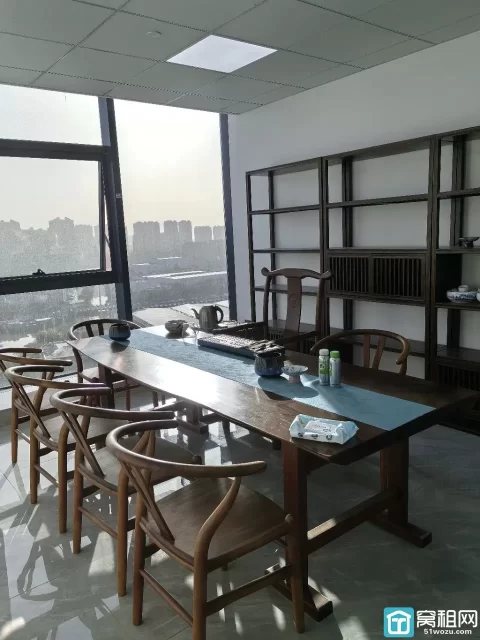 宁波高桥全新写字楼博日大厦出租面积140平米精装修出租