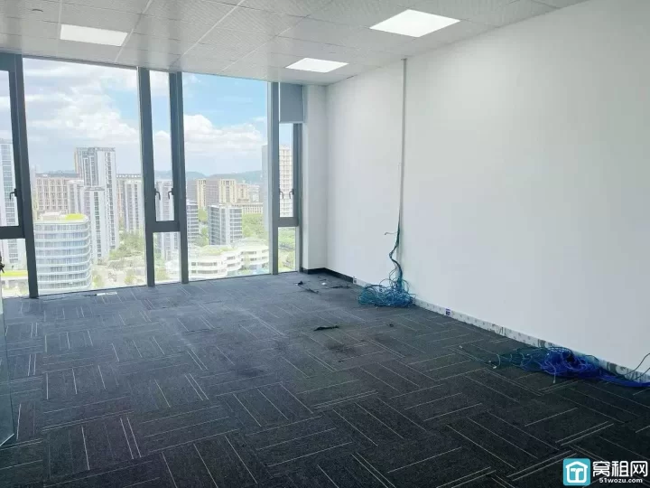 高新区印象城对面浙商银行大厦出租194平米落地窗办公室