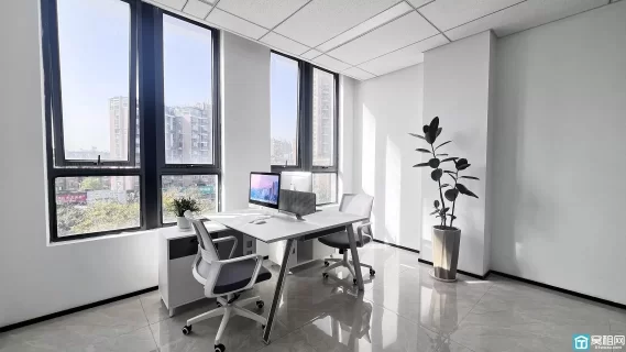 出租556产业园新装125平正南2隔间5880元/月