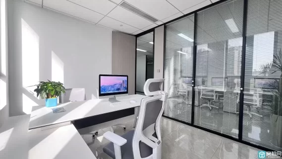 出租556产业园新装125平正南2隔间5880元/月