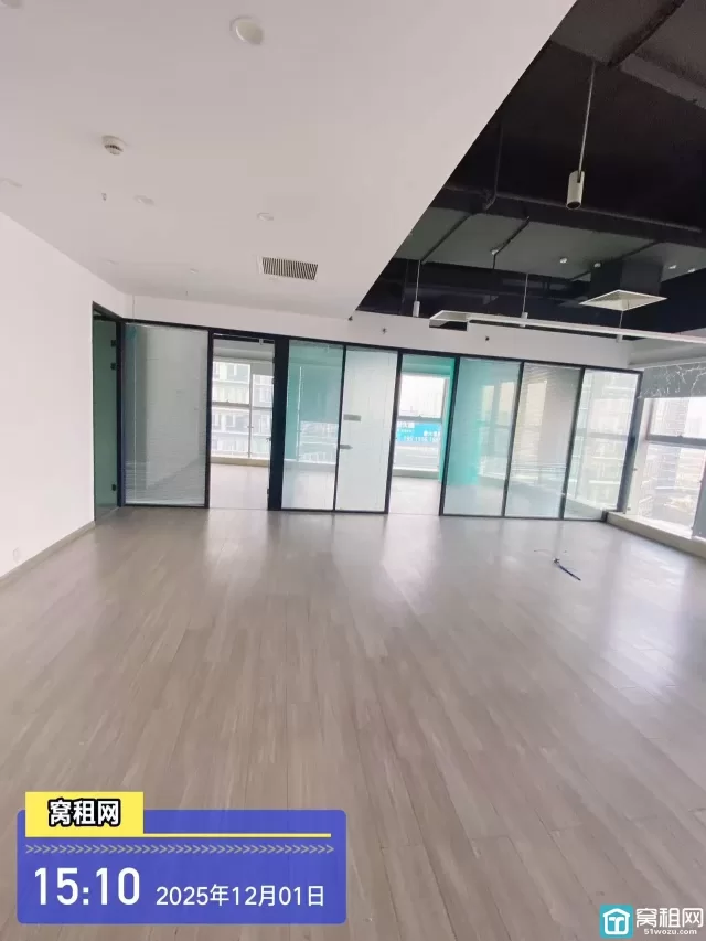 东部新城地铁1号线7号线盛莫路站写字楼浙江创新中心出租322平米