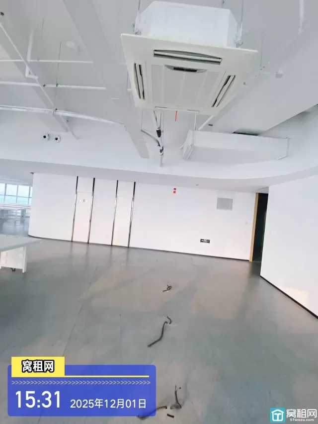 宁波东寅府附近写字楼出租1500平米高楼层出租视野没有遮挡办公室