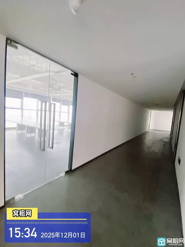 宁波东寅府附近写字楼出租1500平米高楼层出租视野没有遮挡办公室