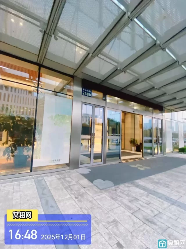 宁波银泰大厦停车收费多少