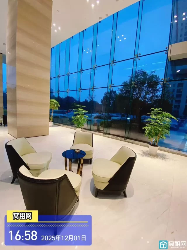 银泰大厦(图12) 银泰大厦(图12)