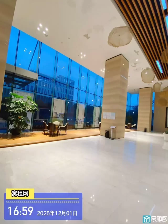 银泰大厦(图18) 银泰大厦(图18)