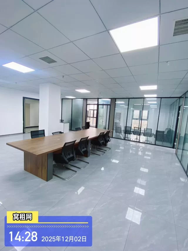 江北地铁4号线出口100米写字楼招租310平米租金13000元