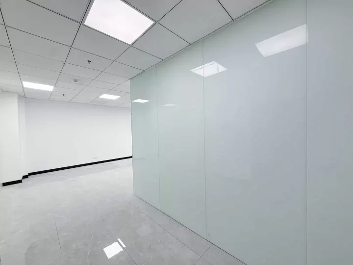 宁波红心美凯龙隔壁和荣大厦133方，单价1.78元，朝南，楼层高，视野开阔