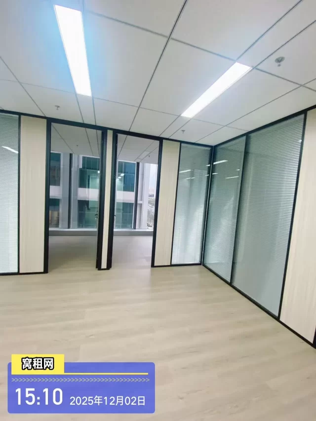 江北保利朗玥旭章附近鸿晨中心写字楼出租面积198平米租金9000元一个月