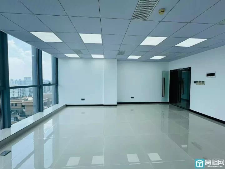 老江东区绿园大厦出租建筑面积125平，特价4999/月，西南双采光