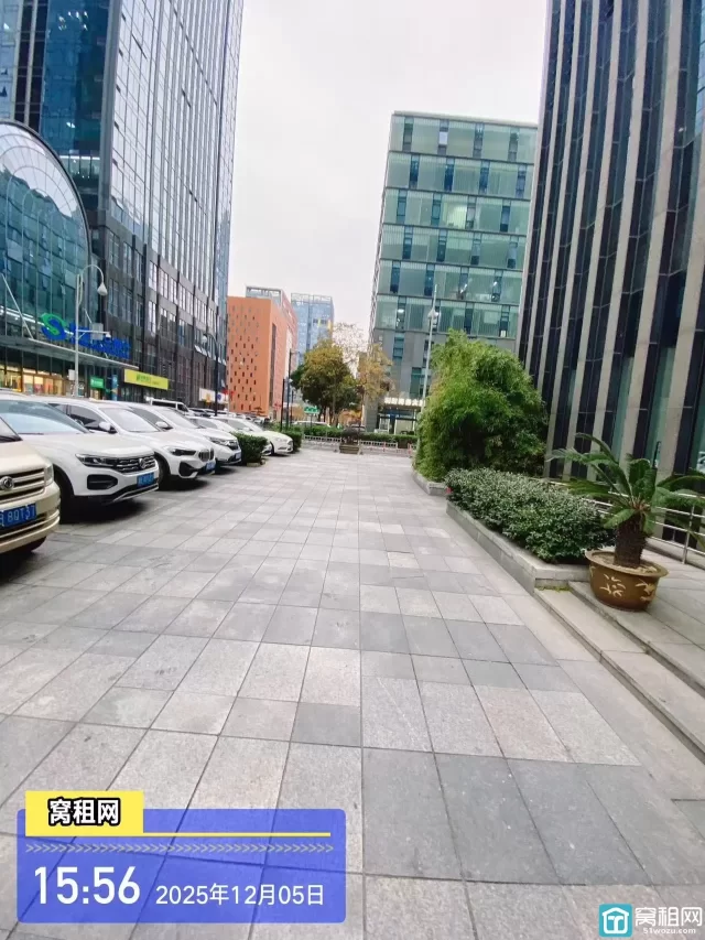 南部商务区广博丽景停车包月收费多少?