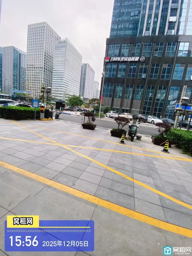 南部商务区广博丽景停车包月收费多少?