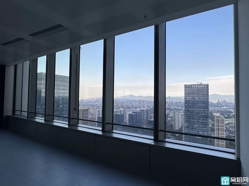 宁波中心大厦431.62平出租租金：52613元/月