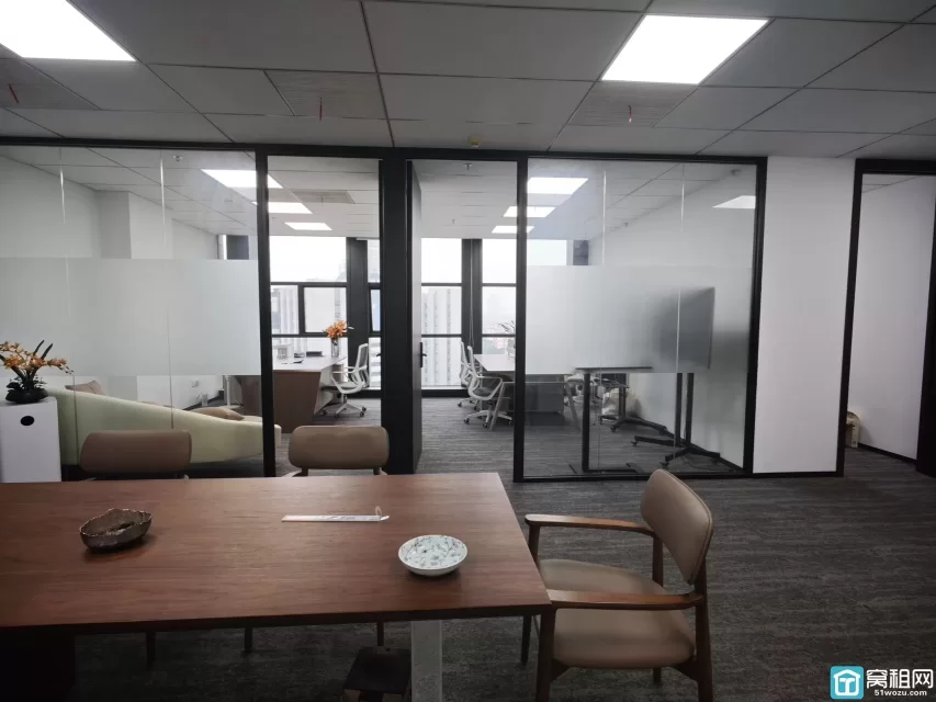 海曙区和义大道商圈宁波和创大厦127.05平米写字楼出租8500元/月(图3) 海曙区和义大道商圈宁波和创大厦127.05平米写字楼出租8500元/月(图3)