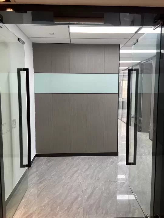 宁波华贸总部一号170平 3个隔间出租可以做培训教育