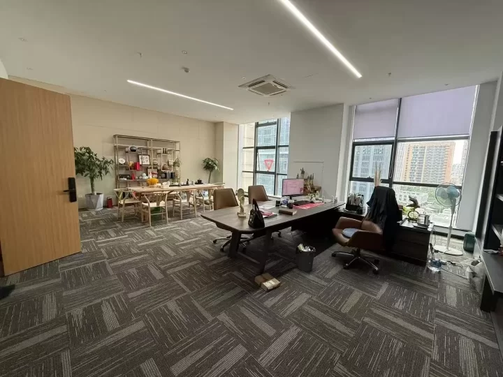 宁波高新区三方大厦503平米电梯口带隔间写字楼出租