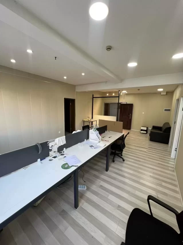 海曙区中央商座110平米办公室出租4785元/月