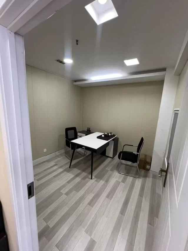 海曙区中央商座110平米办公室出租4785元/月