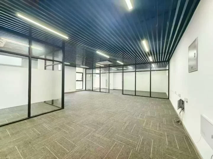 宁波高速东附近清华科创园敞亮大办公室出租