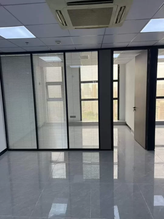宁波名汇大厦150平米租户到期现在空出来出租