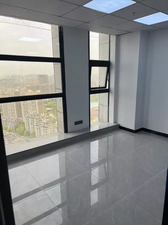 宁波名汇大厦150平米租户到期现在空出来出租