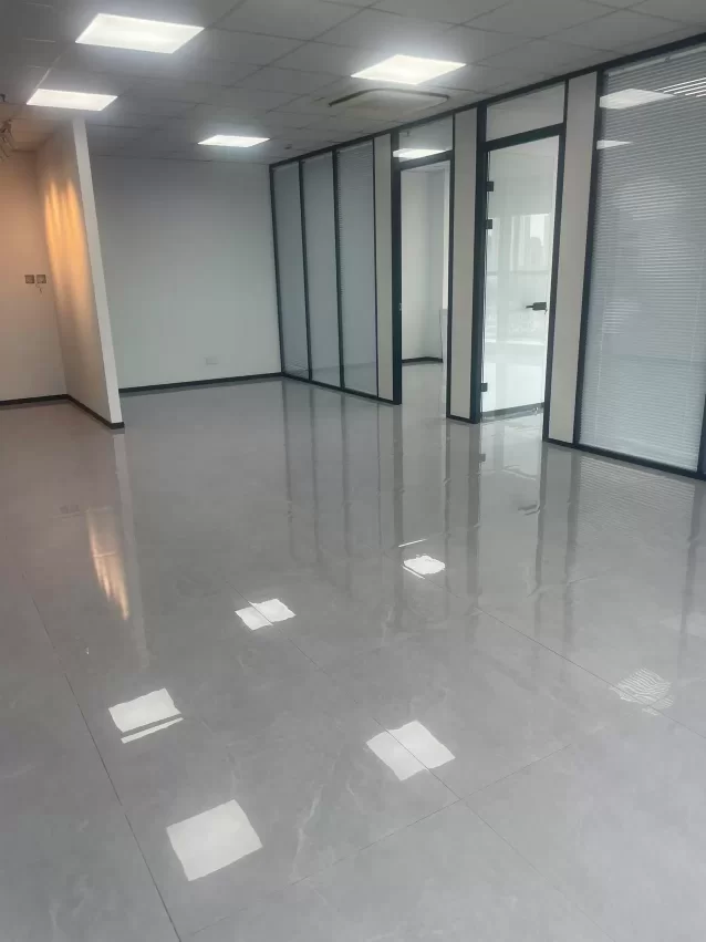 地铁4号线兴宁路东宁波富邦广场写字楼A座朝南办公室出租