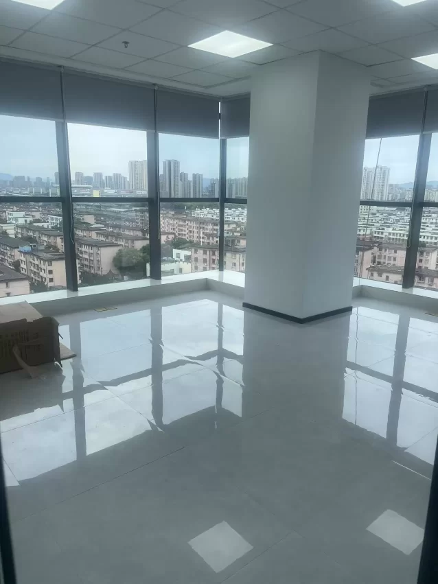 地铁4号线兴宁路东宁波富邦广场写字楼A座朝南办公室出租