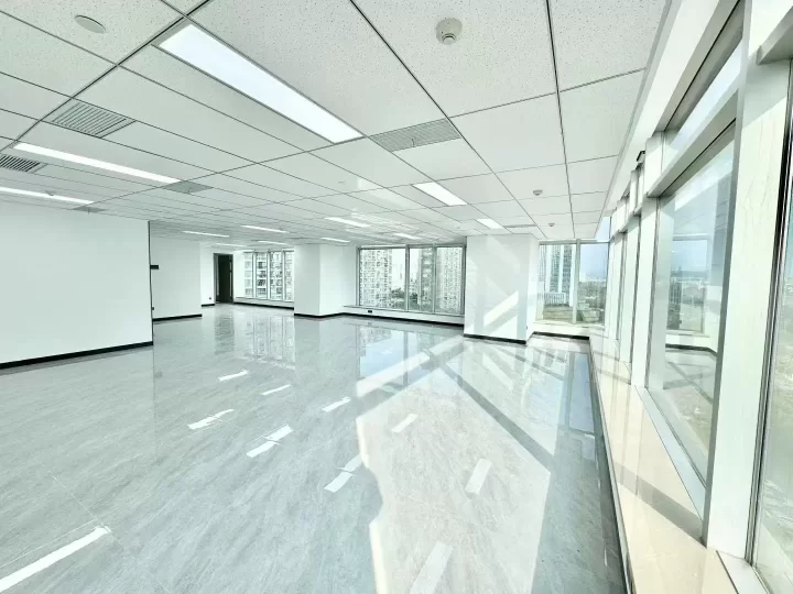 鄞州中心地标五星级酒店办公楼南苑环球原自用288平出租