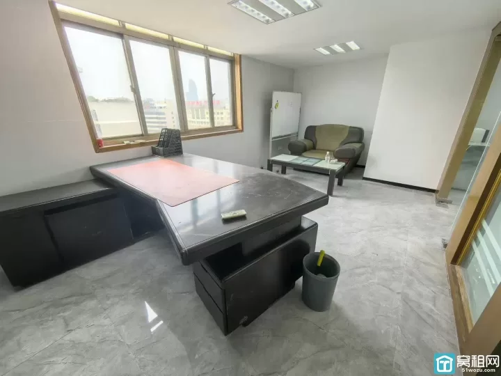 鄞州区江厦桥东地铁口海曙光大厦120平X2复式全新装修招租，可配办公家具