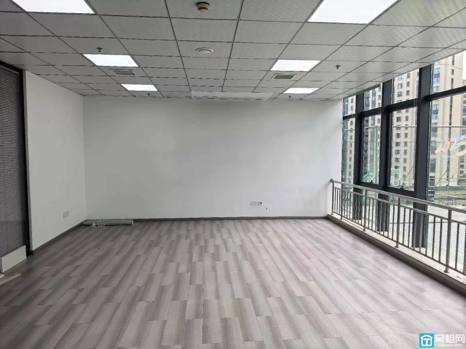镇海庄市街道萌恒大厦82平米办公室 4350元出租大通间 朝南 精装