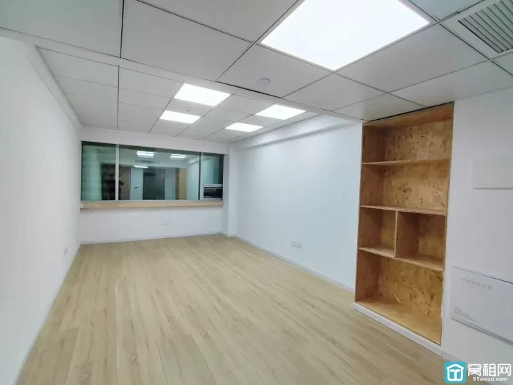 房东特价直租，海曙南苑饭店，小面积42平一价全包！可配家具