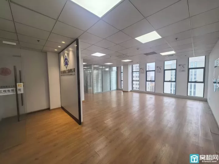 联安明新大厦198.93平电梯口，朝北，独立空调价格1.5元/平米/天含税