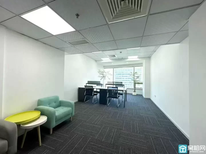 海曙南苑饭店小户型出租 可配全套家具 朝南朝北都有 40平只要2500一个月