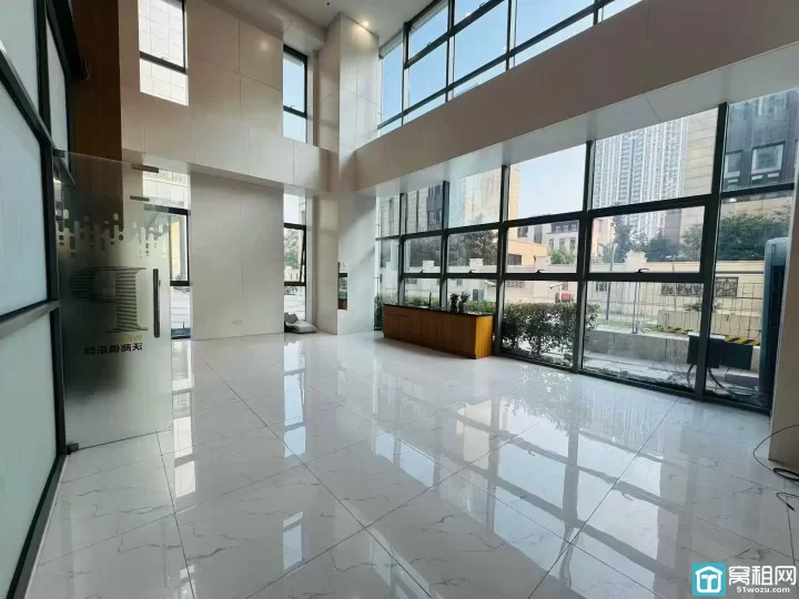 宁波人才市场对面东轩大厦80平 东南朝向 含税价格出租！