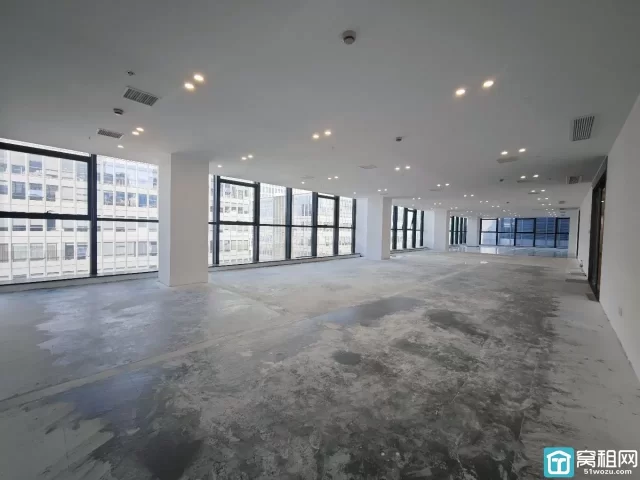 南部商务区3期帅特龙大厦390平米办公室出租单价1.9元/平米东北双面全落地采光