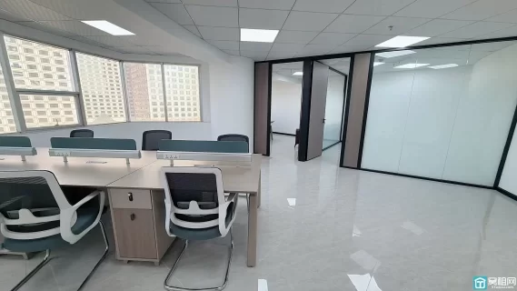 百丈七塔寺附近富豪大厦124平米精装俩隔间出租24小时空调