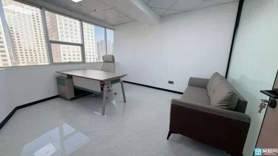 百丈七塔寺附近富豪大厦124平米精装俩隔间出租24小时空调