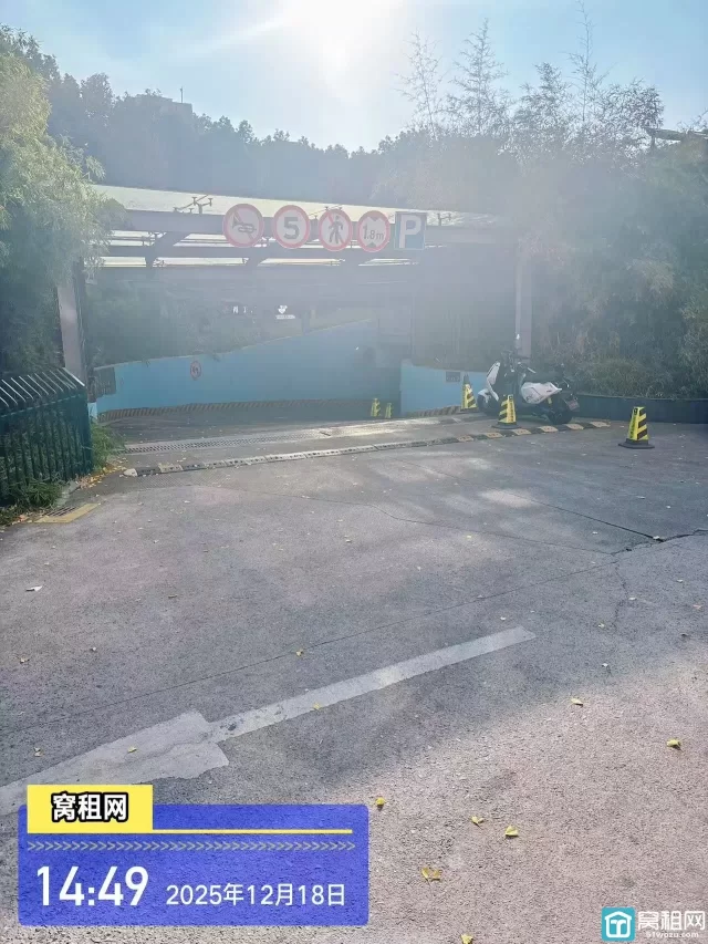 宁波天一豪景停车场收多少一个月？